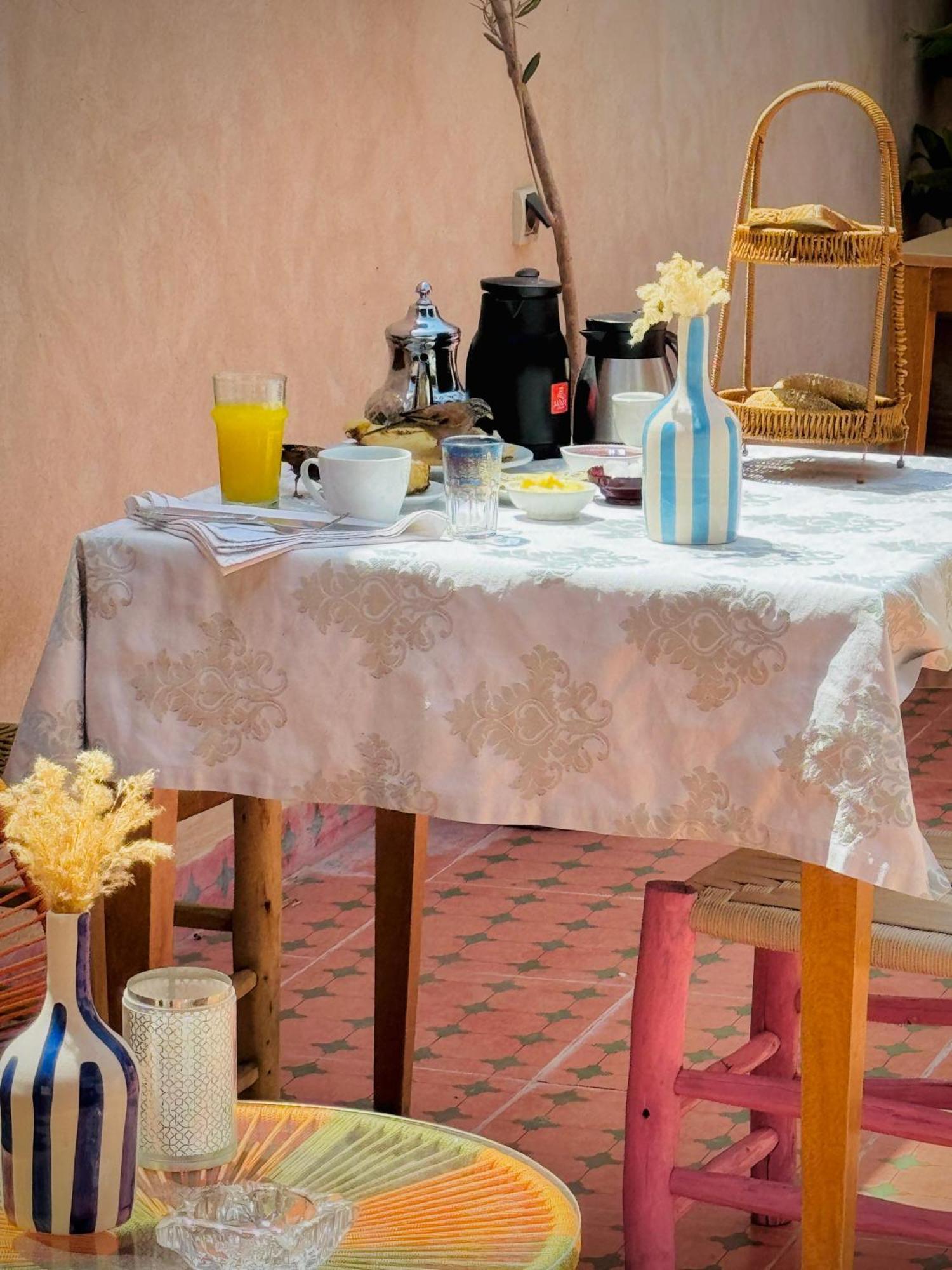 Riad Tislite &