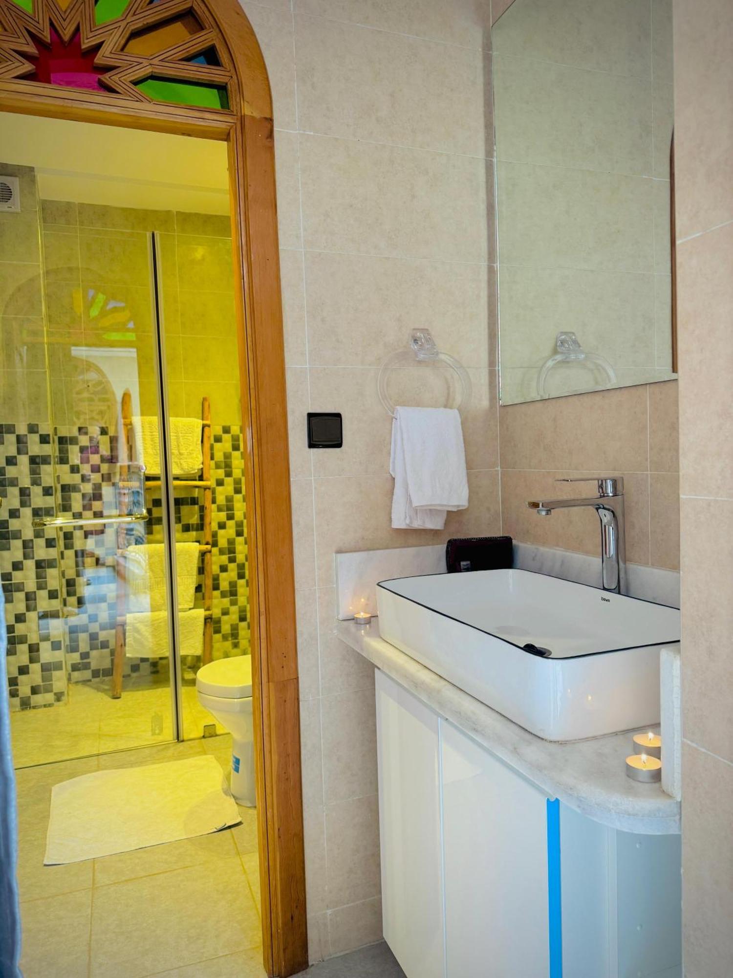 Riad Tislite &