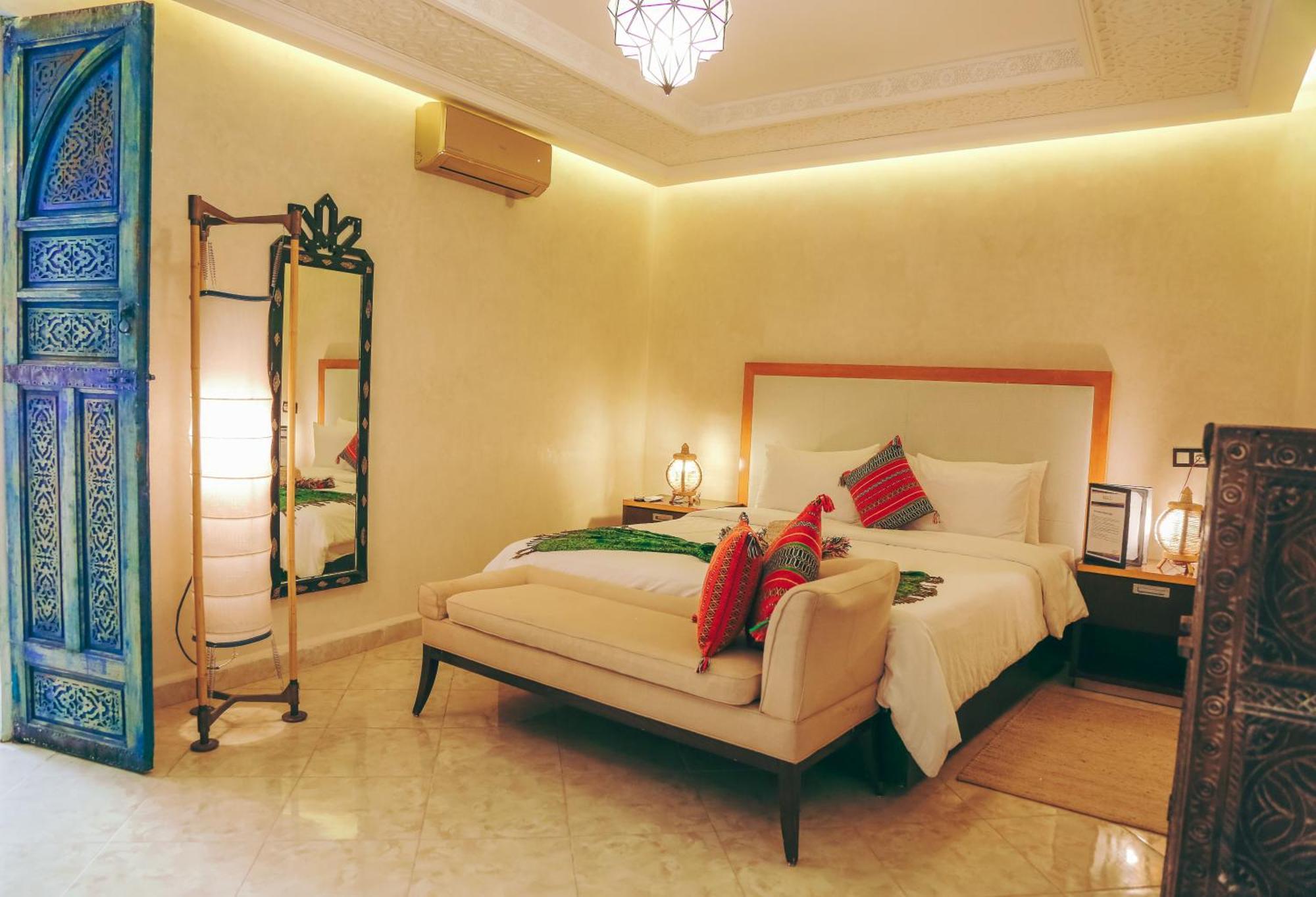 Riad Tislite &