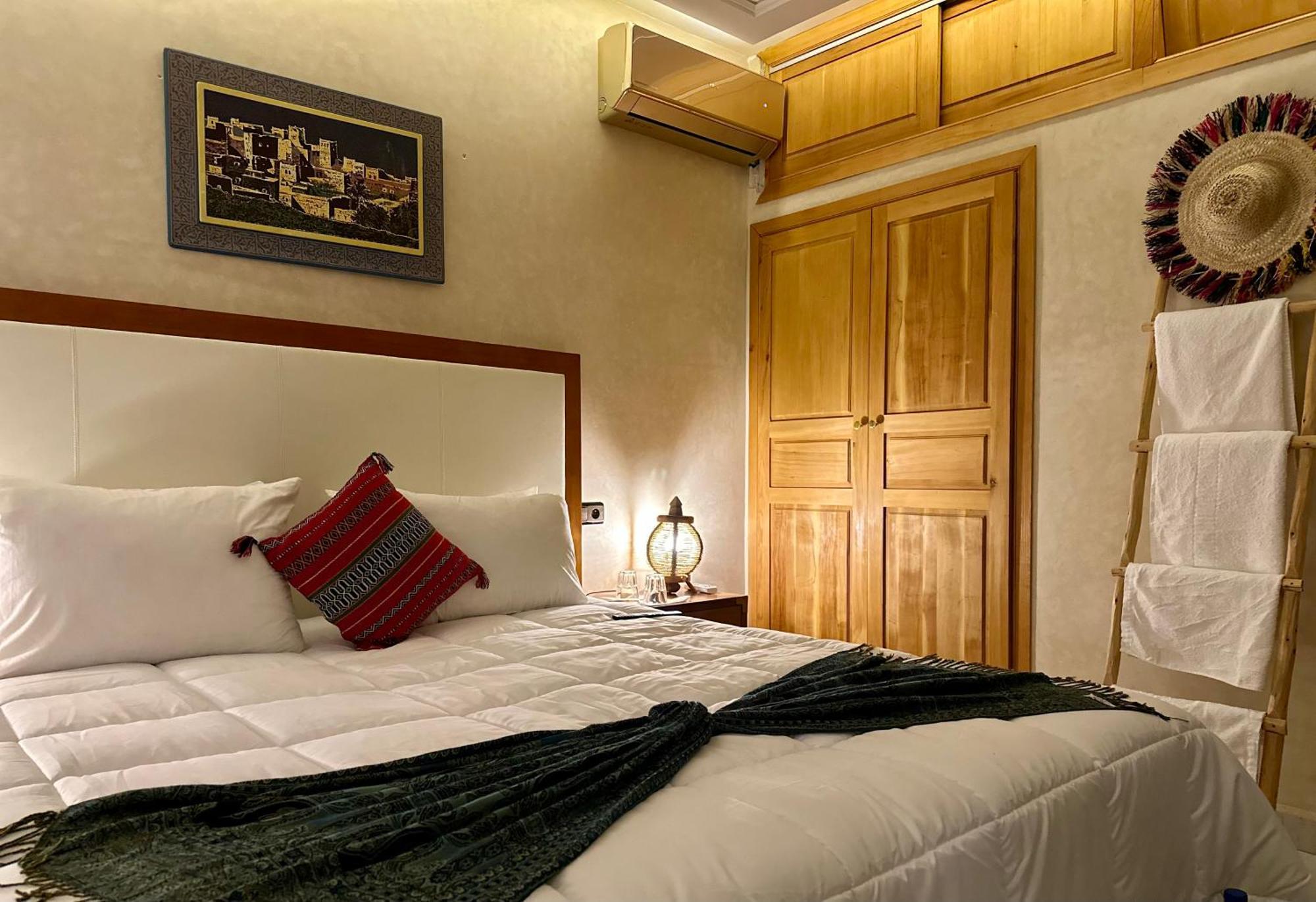 Riad Tislite &